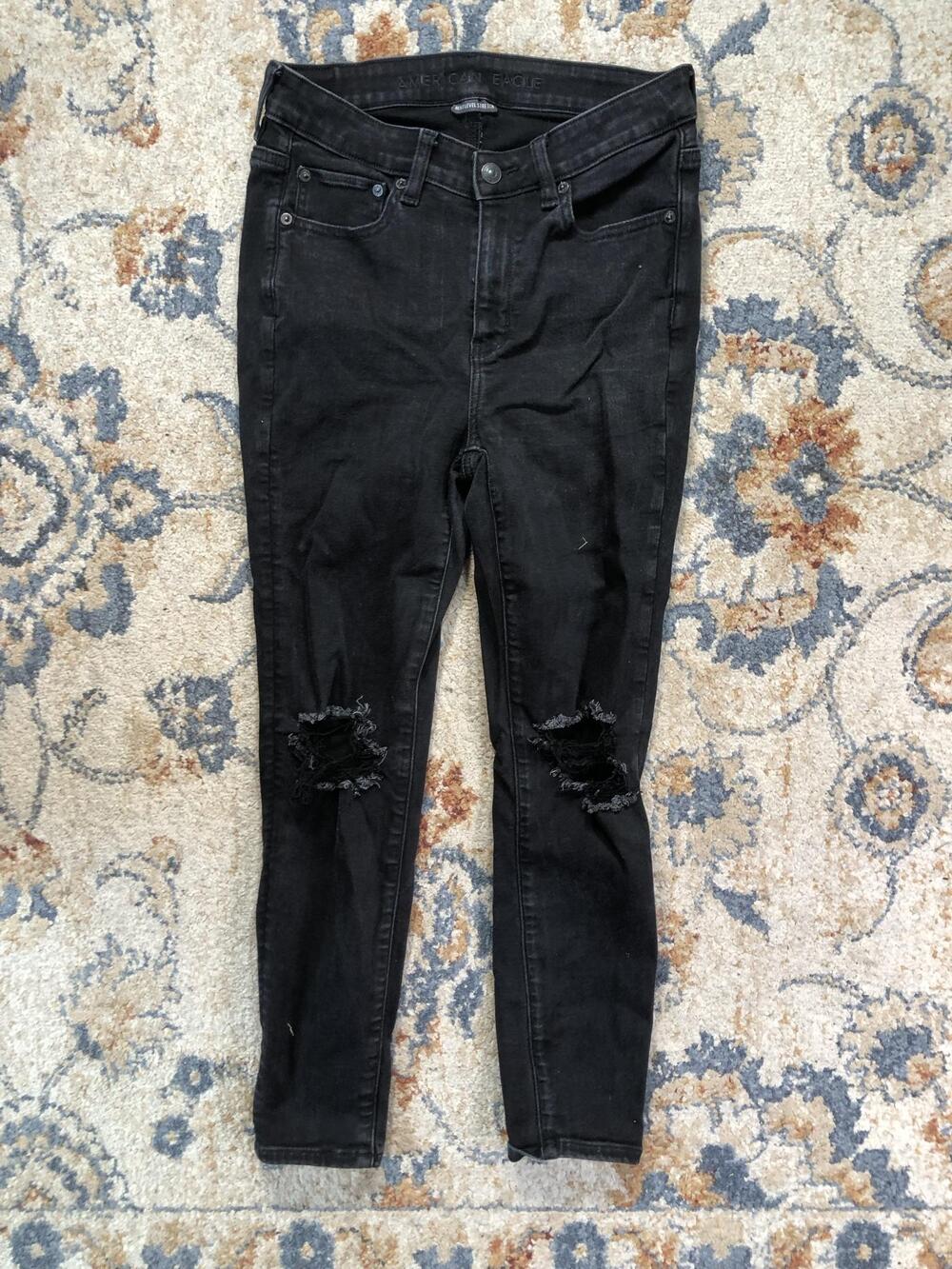 American Eagle Jeans Womens 8 Black Next Level Stretch Distressed Skinny